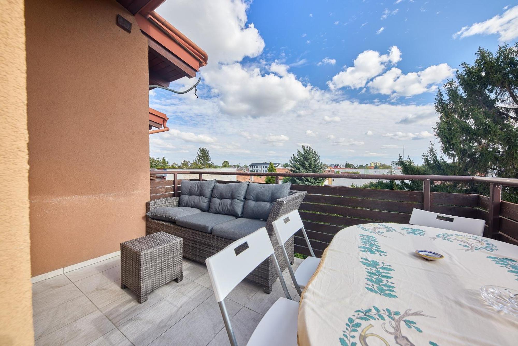 Design Apartment บราติสลาวา ภายนอก รูปภาพ